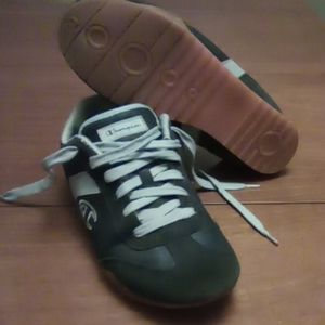 Champion sneakers